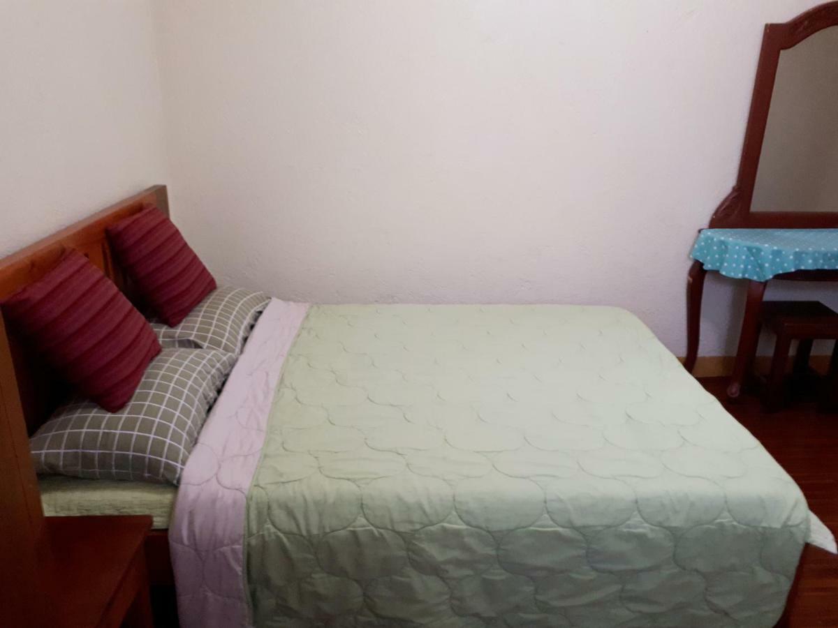Minine Guesthouse Silang Eksteriør billede